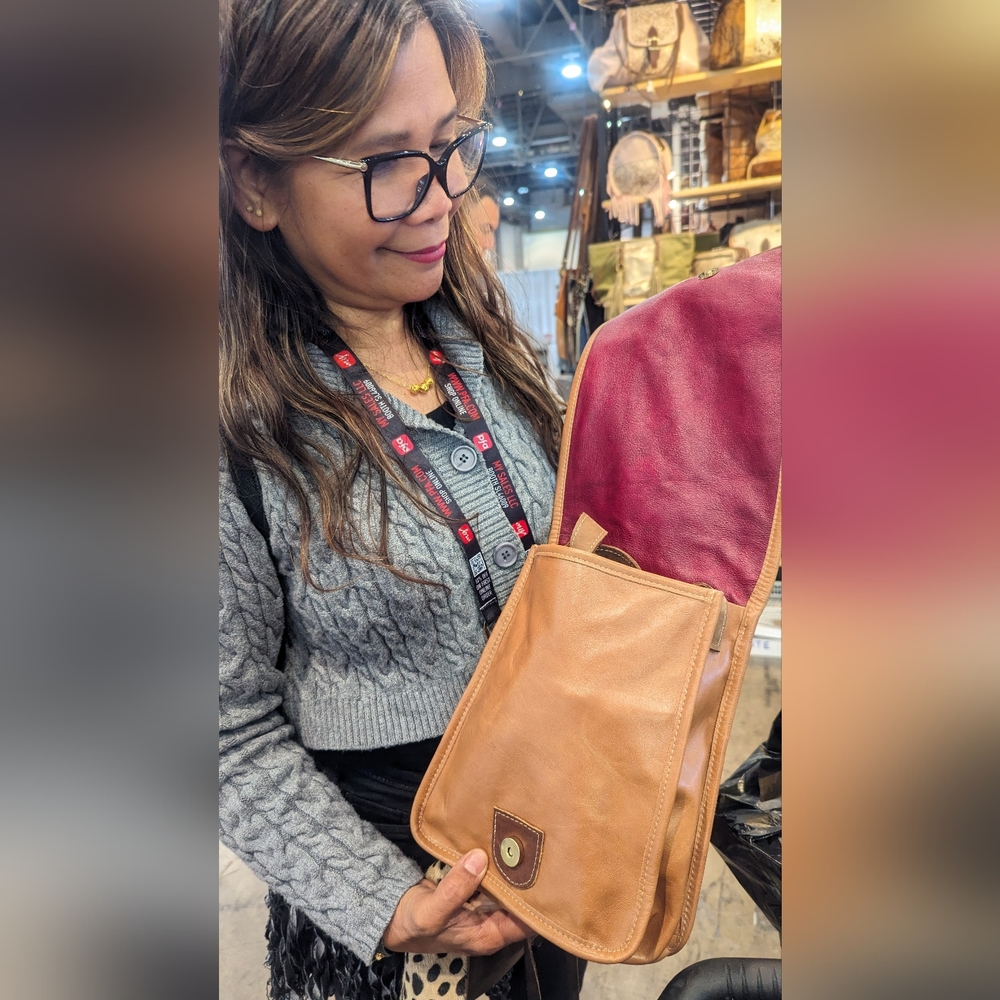 Luxury Italian Tooled Leather & Brazilian Cowhide Leather Crossbody Bag - Picture 7 of 10